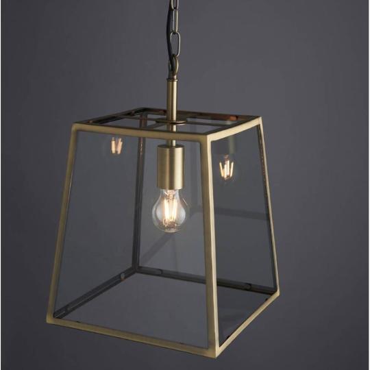bronz klasszikus kalitka uvegburas lampa rusztikus rez elegans vintage ebedlo etkezo csillar fuggesztek vilagitas country balaton paraszthaz felujitas lakberendezesi bolt budapest lameridiana dobozlampa.jpg
